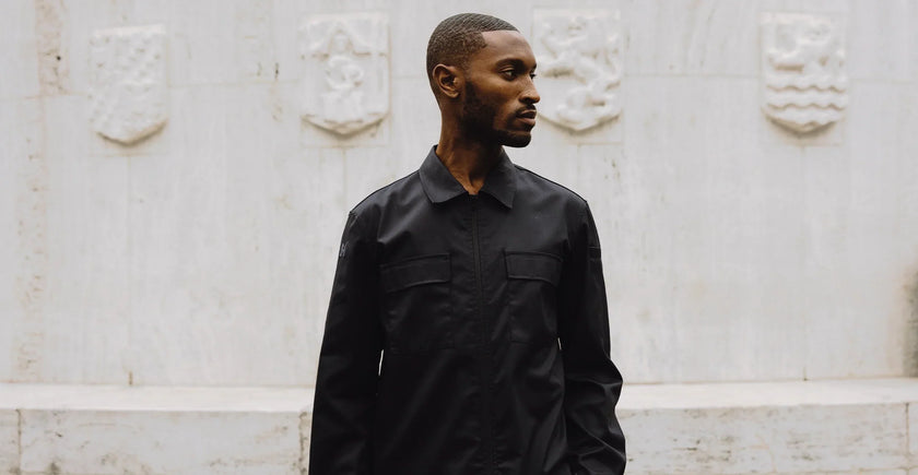 What does a black jacket mean for a chef?