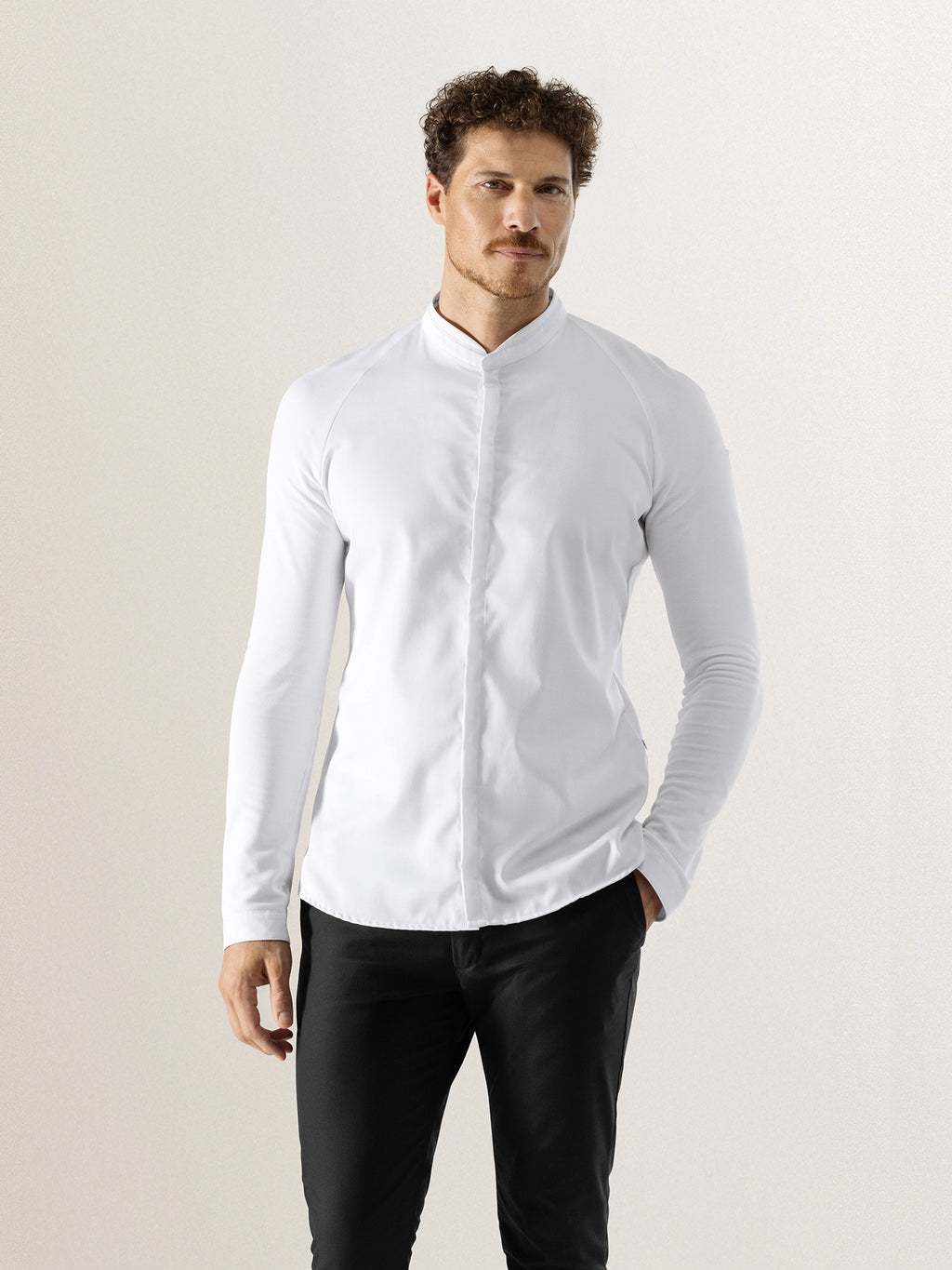 101404001_1-medium-front.webp?